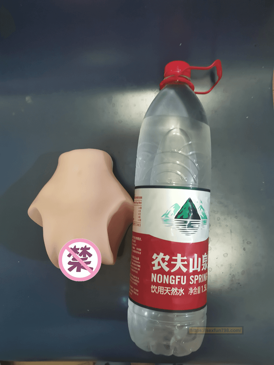 玩偶幻想飞机杯名器评测 - 首款可用手办玩偶 - 评测网