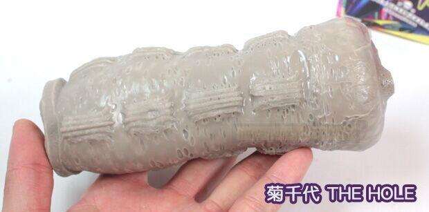 A社老法师，多娜多娜联名款飞机杯收集者评测 2——除了情怀也有亮点 - 评测网