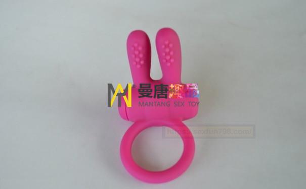 震动锁精环的使用要注意什么？怎么使用震动锁精环做爱最爽？