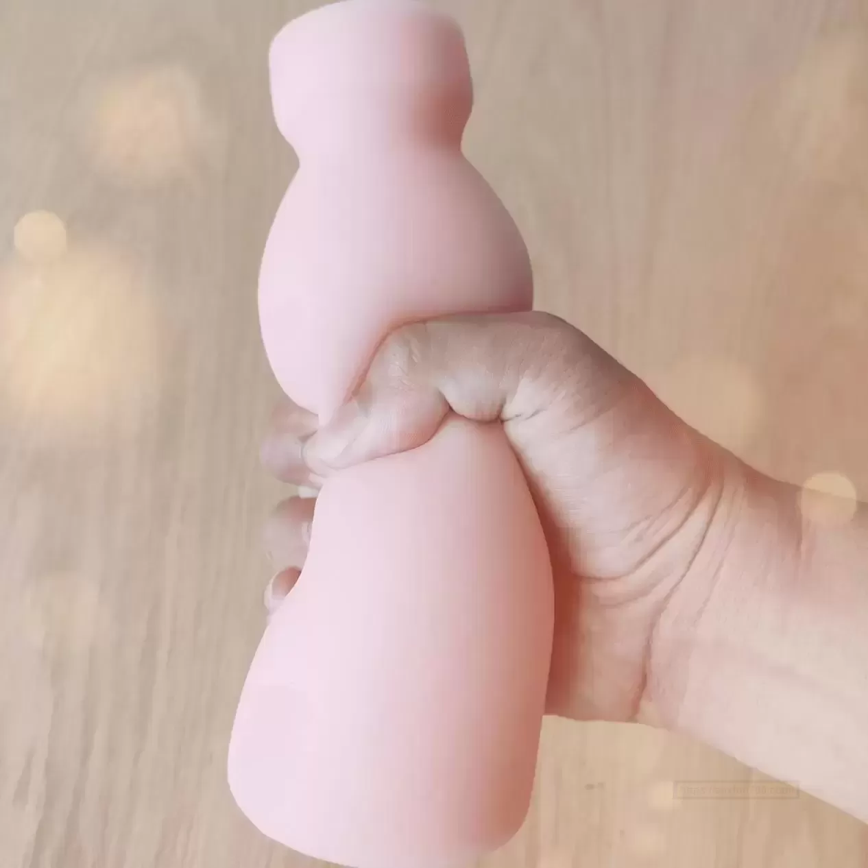 隐蔽型的斐济杯究竟有多方便?杯多多的小萌瓶告诉你~