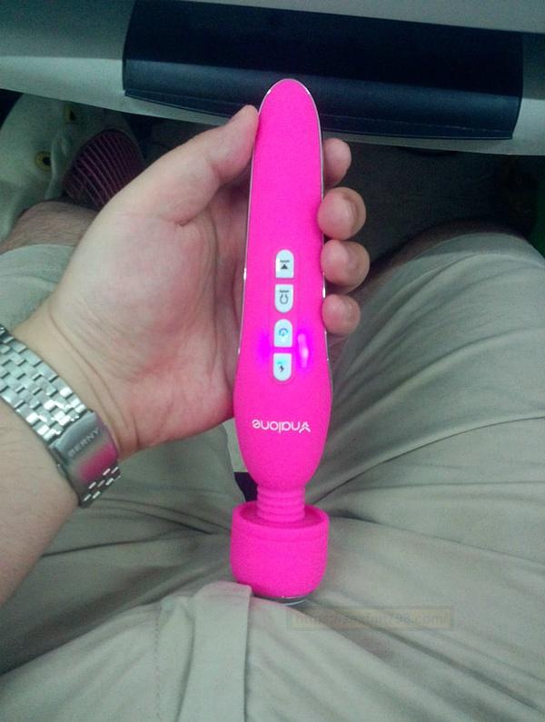 奶嘴瓶AV棒仿制品 矛与盾第二集:绝对不高潮的女人vs 绝对让你高潮的按摩棒