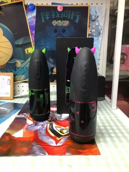 才华横溢的佳人-------YUU小恶魔