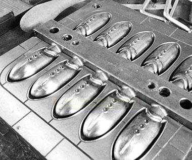 探秘广东东莞最大成人用品工厂批发代理 情趣性用品堆满仓库|粤情趣