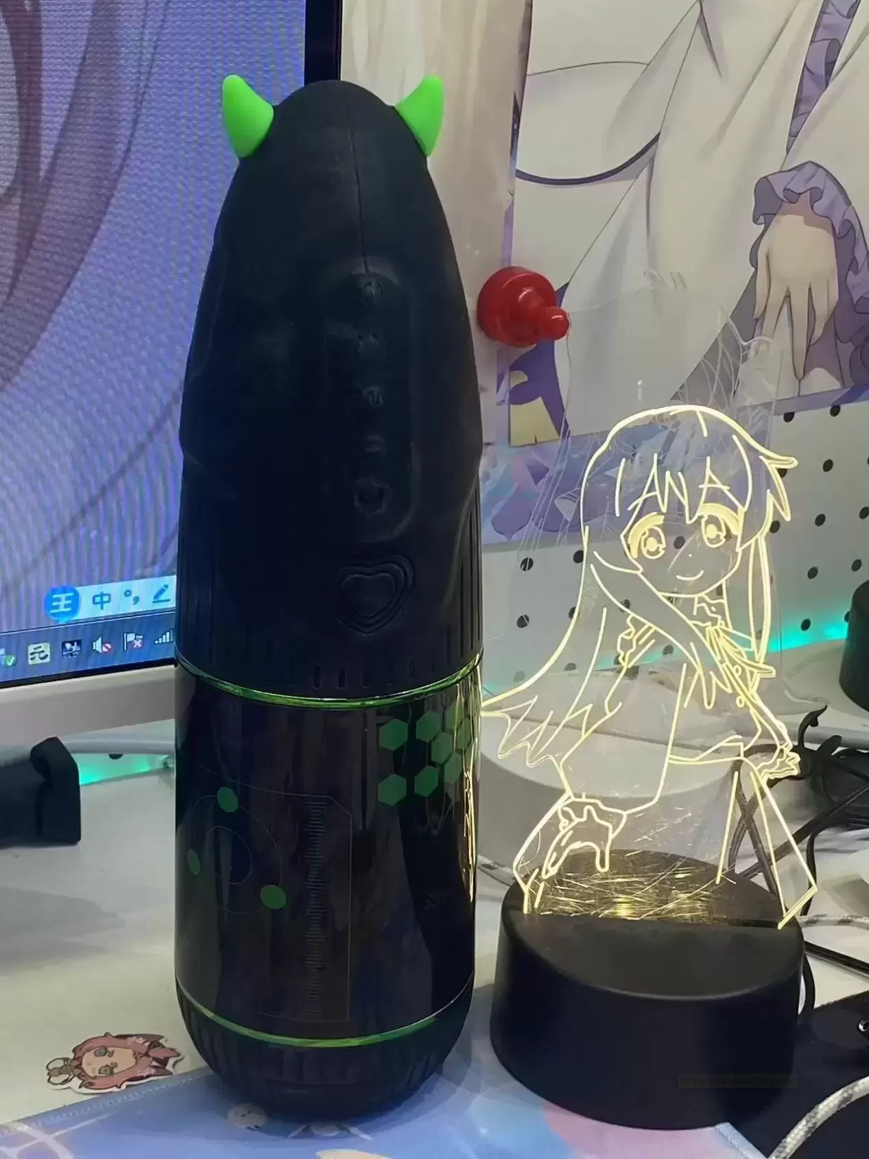 一键切换“快乐频道”，赛博朋克风带你飞